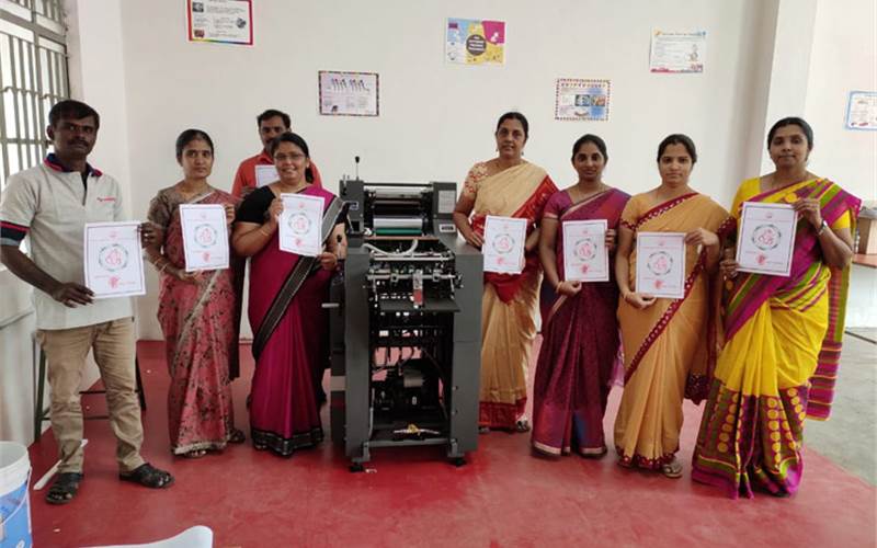 Avinashilingam installs an Autoprint kit to aid student work