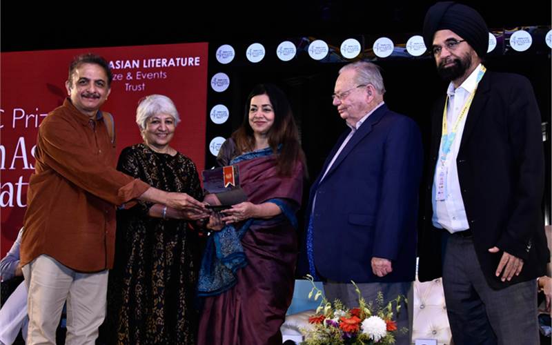Translation of Kannada author Jayant Kaikini wins USD 25,000 DSC Prize 2018