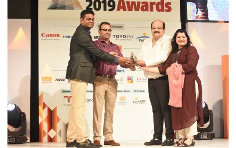 Prayag Advertisers is the Screen Printer of the Year