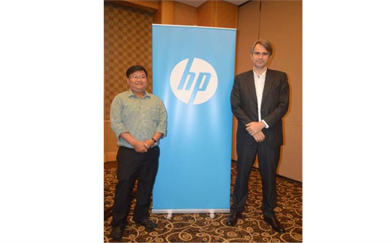 During the press meet Jeff de Kleijn, head of the large format production and industrial, HP Inc, shared the benefits of HP Latex ink and the environmental and health advantages