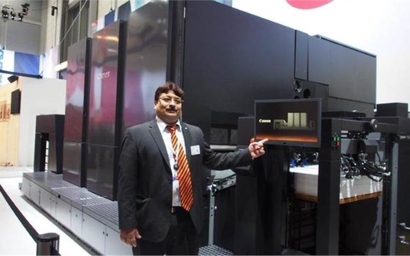 Canon’s Voyager B2+ inkjet press is still a prototype set to launch in 2018. The Voyager is based on “the latest inkjet technology” developed by Canon. It is a seven colour device with B2+ duplex capability and prints pigment inks at a speed of 3,000 sheets per hour. Canon’s Puneet Datta says, “B2+ means that the final print size will be of B2 and the sheet size will be slightly bigger. The machine also features an inline gloss optimiser and is powered with the new Drupa-launch EFI Fiery XB Scalable Blade Server”