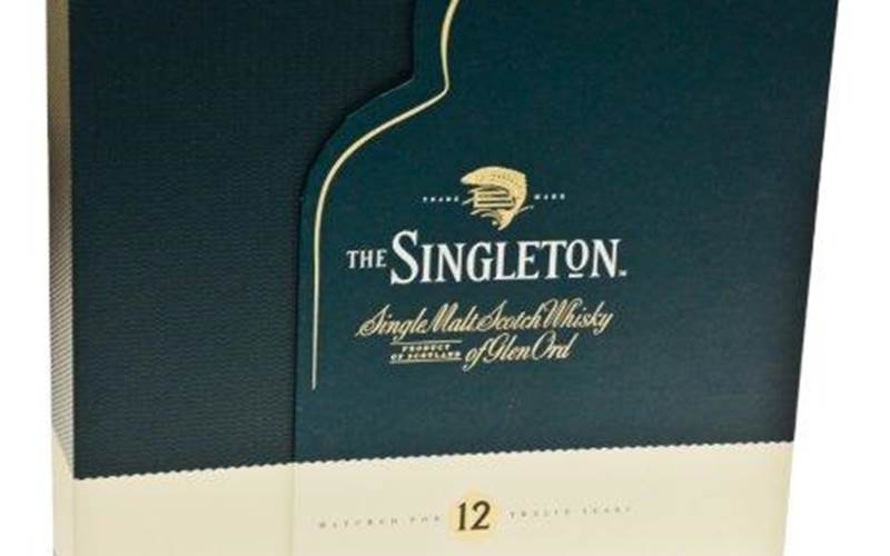 The Singleton 12 Years carton produced by Pragati was produced on a Mitsubishi Diamond 1000 UV press. Special print techniques like making cases with curved edges and intricate patterns of raised UV were used for value-addition