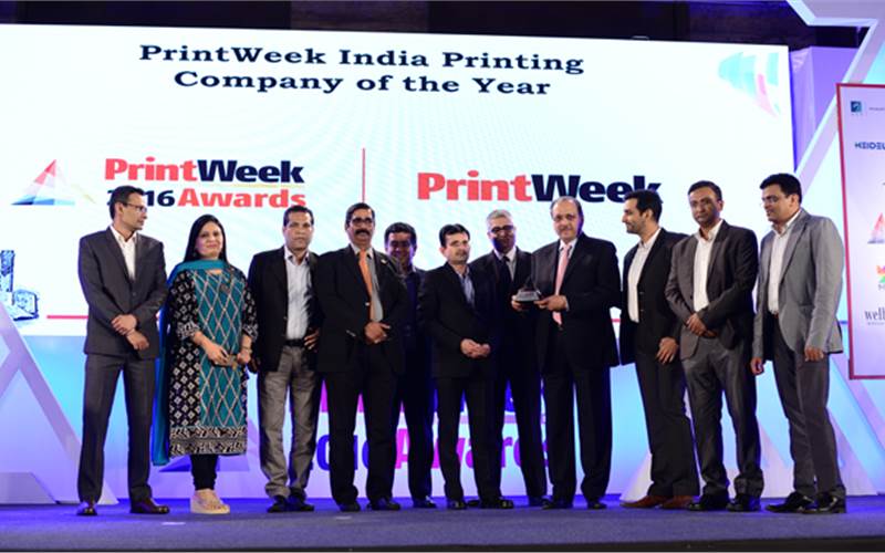 Team Parksons Packaging at PrintWeek India Awards 2016