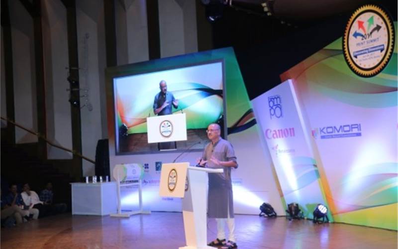 One of the star presenters at Print Summit 2017 was Padma Bhushan Shekhar Gupta, a renowned Indian journalist who is currently working with Business Standard and pens a weekly column "National Interest" which appears every Saturday