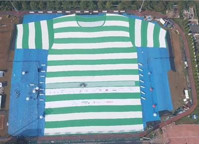 Plastindia makes the world’s largest t-shirt out of recycled plastic