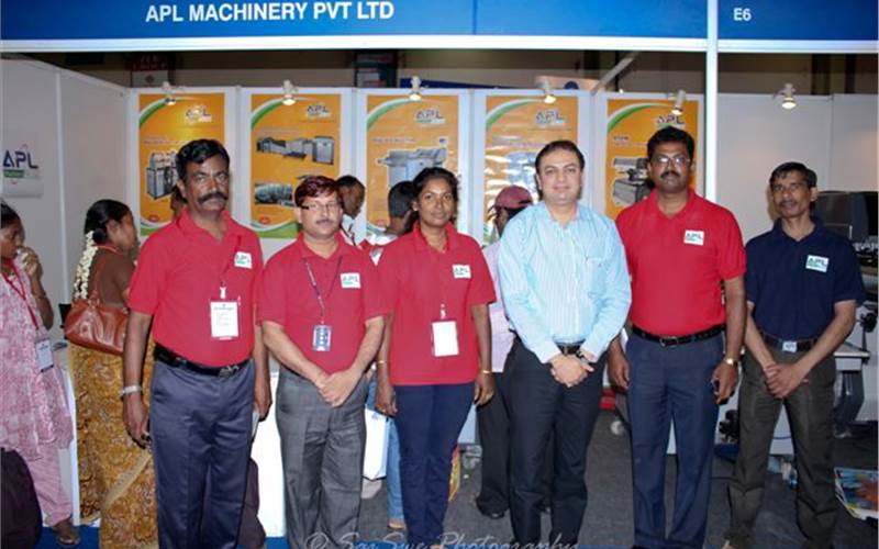 APL machinery showcased the atom screen printing machine, in which the screen of the machine is stationary while the substrate can be moved unlike in conventional screen printing press. APL has applied for a patent for this technology