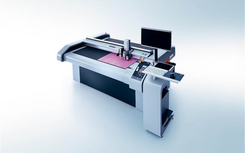 The digital cutting machine model S3 M 800