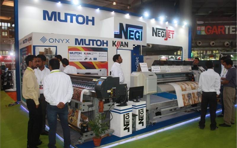 Negi Sign Systems and Supplies displayed three kit – Mutoh RJ 900s and VJ 1624, and Negijet TX R-1900. For a debut show, Negi was happy with the responses. Negi is the Indian representative of Belgium-based Mutoh