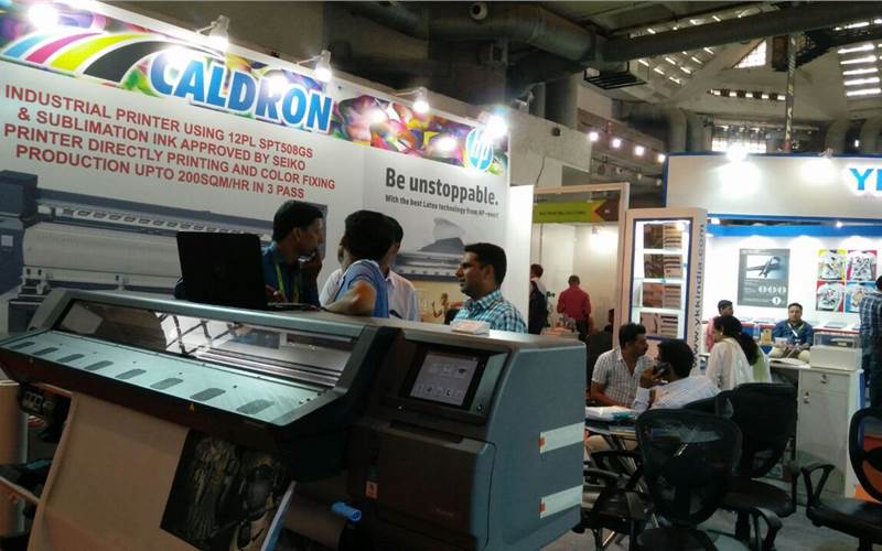 Caldron’s wide format printers have production capacity of up to 200 sq/m per hour in three passes