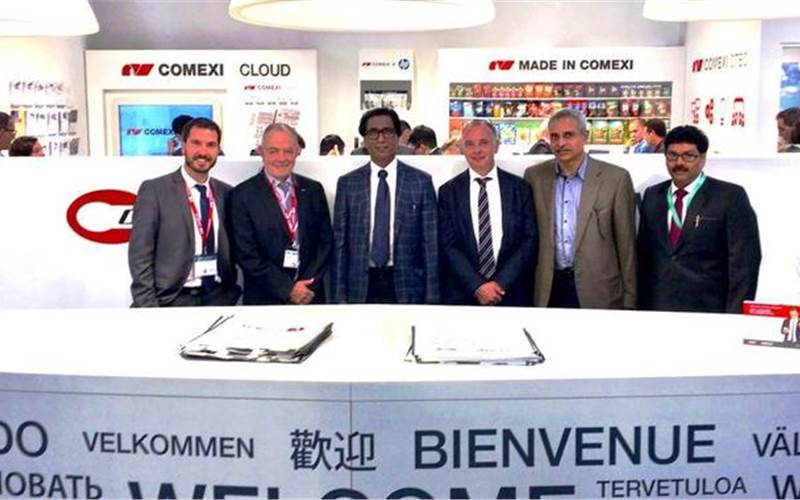 Noida-based Uflex invested in a Comexi Futura during the K exhibition in Düsseldorf, Germany. The exhibition, dedicated to the rubber and plastic industry, took place from 19 to 26 October 2016