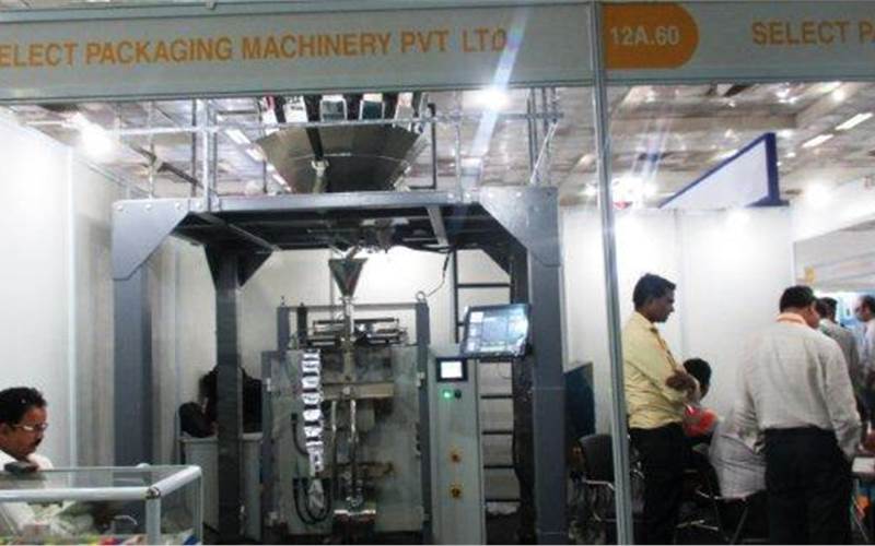 Select Packaging Machinery is a manufacturer of packaging machines for both liquid and solid products, including granules and powder. It has more than 10,000 installations in different segments