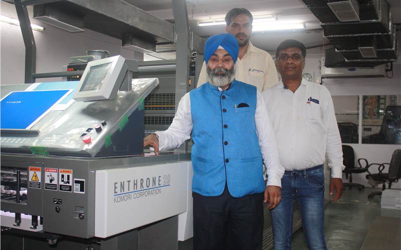 New Delhi-based Polykam Offset has installed a Komori Enthrone 29 four-colour printing press. The company’s previous presses, Adast, have all been used machinery. According to Jasvir Singh, proprietor of Polykam, “quick turnaround” of jobs has become the essence of print business today. “The Enthrone delivers jobs three times faster than the company’s previous pre-owned kits. This enables us to deliver prints at the time our customers want it, if not, they will approach another printer,” Singh added.
