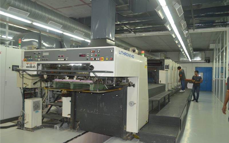 A battery of seven offset presses – a mix of Komori, Mitsubishi and Heidelberg – makes the cornerstone of operations at Vijayshri