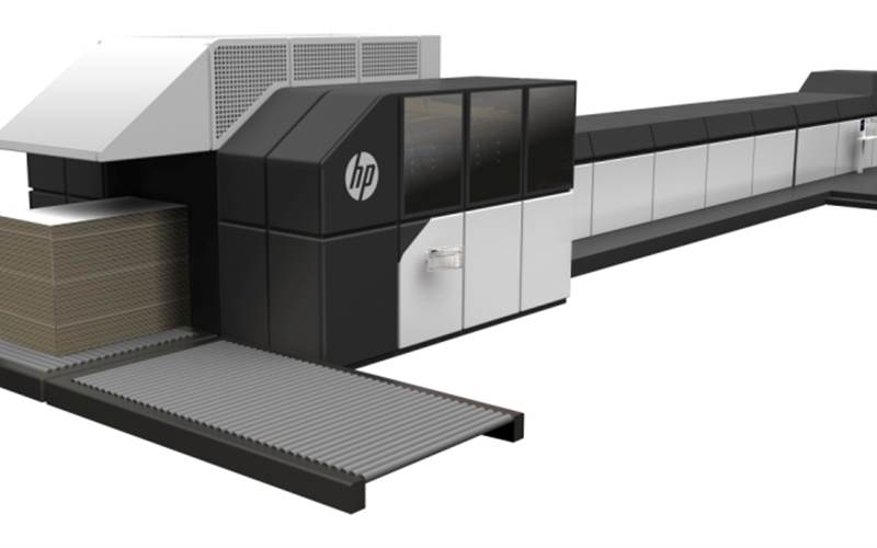 HP unveiled the new HP PageWide C500 press, focusing on the corrugation market. The highly automated sheetfed, single-pass C500 was not on display at the show, however, the manufacturer was making serious discussions with potential buyers. The press, which is understood to designed to handle standard corrugated board sizes of around 1.8x3m, will go into beta next year, and begin commercial shipping in 2018