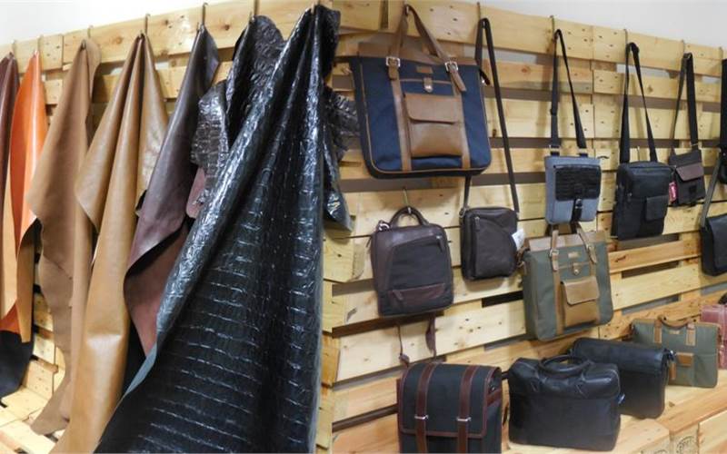 Second line of business for Printplus is manufacturing and export of leather goods. The leather manufacturing unit is located in the adjacent block in Bhiwandi under a separate entity, Kay Kay Art. Kay Kay Art also sells its leather products under the brand name of Zebru. It has a retail showroom in Viviana Mall, Thane