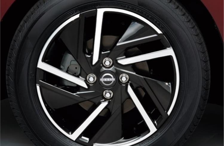 Nissan launches new Note compact EV in Japan | Autocar Professional