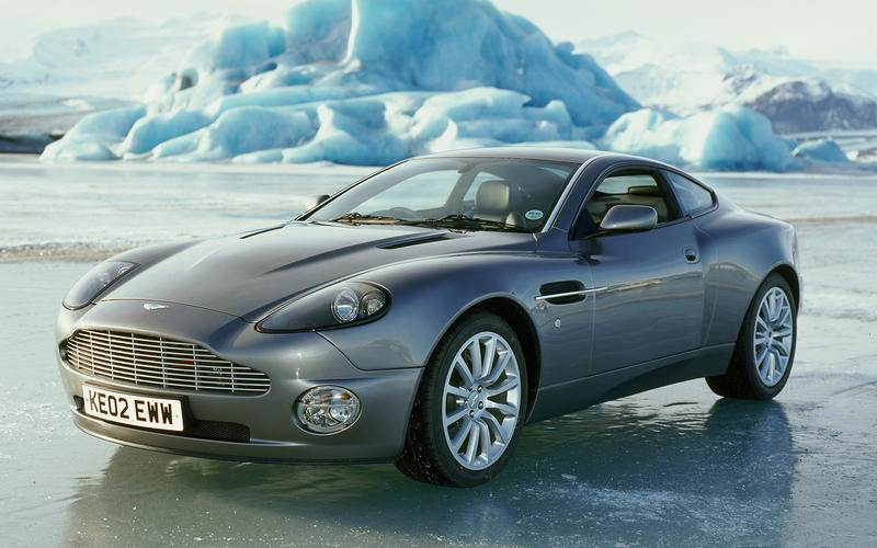 Aston Martin Vanquish (Die Another Day - 2002)